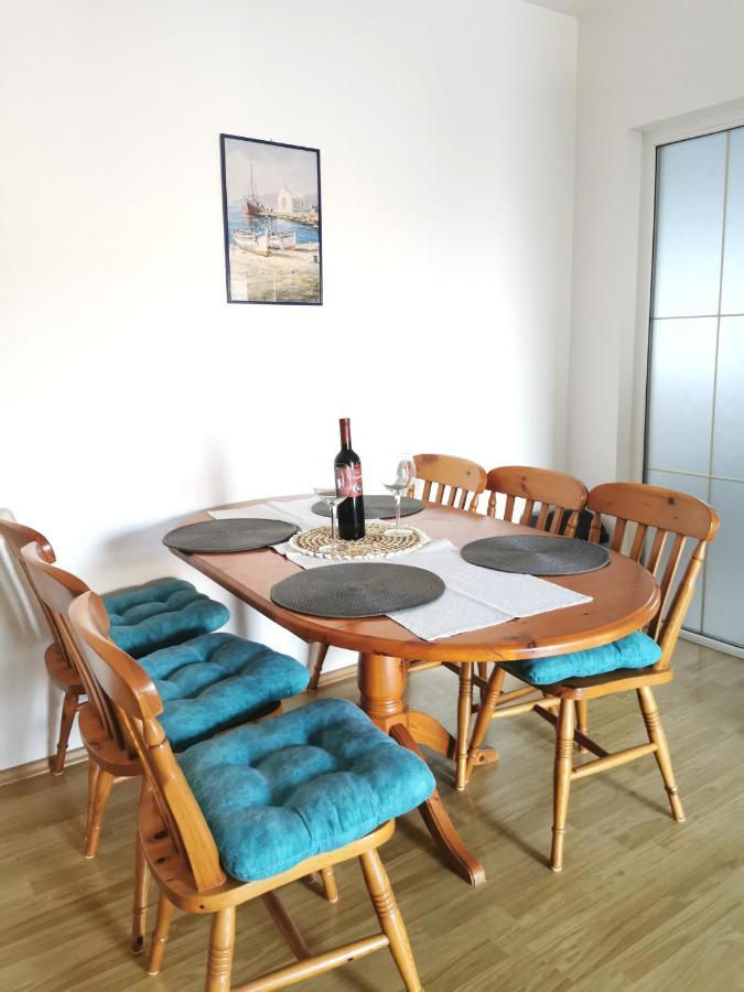 Apartmani Gabi 策萨利卡 外观 照片