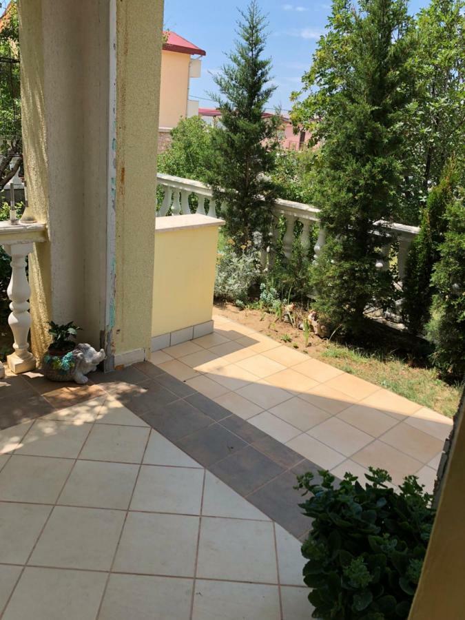 Apartmani Gabi 策萨利卡 外观 照片