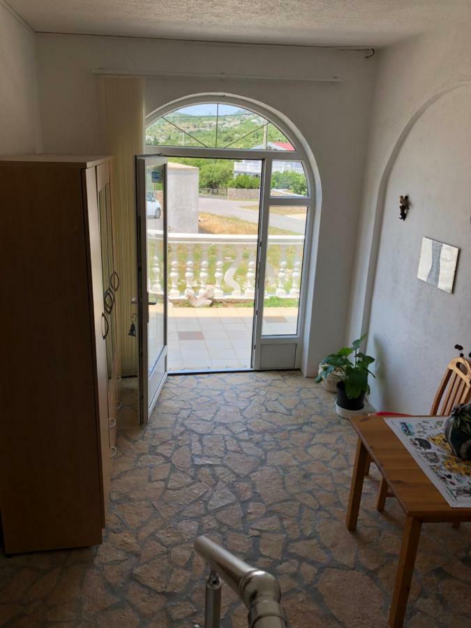 Apartmani Gabi 策萨利卡 外观 照片