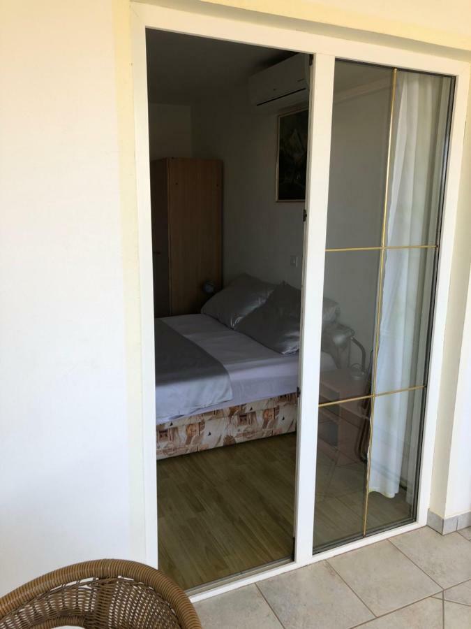 Apartmani Gabi 策萨利卡 外观 照片