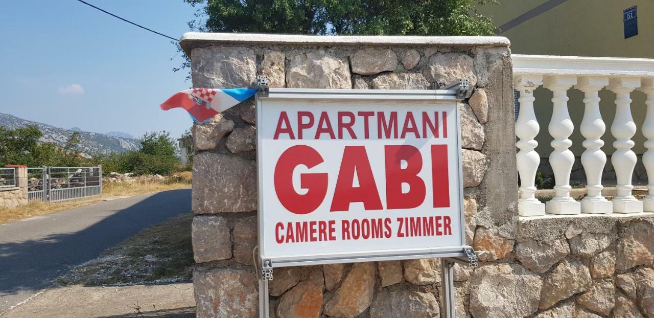 Apartmani Gabi 策萨利卡 外观 照片